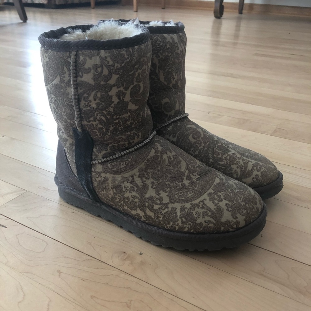 Paisley boots